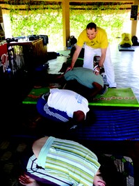 Unter Leitung von Schauspieldirektor Bernhard Stengele absolvierten 24 Darsteller aus W&uuml;rzburg und Ouagadougou einen einw&ouml;chigen Theaterworkshop in Burkina Faso.