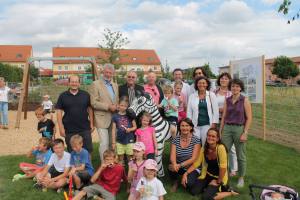 Mit dem Kinderspielplatz "Am Stockbrunnen" konnte ein weiterer Baustein für Familienfreundlichkeit an die Familien im Stadtteil Rottenbauer übergeben werden.